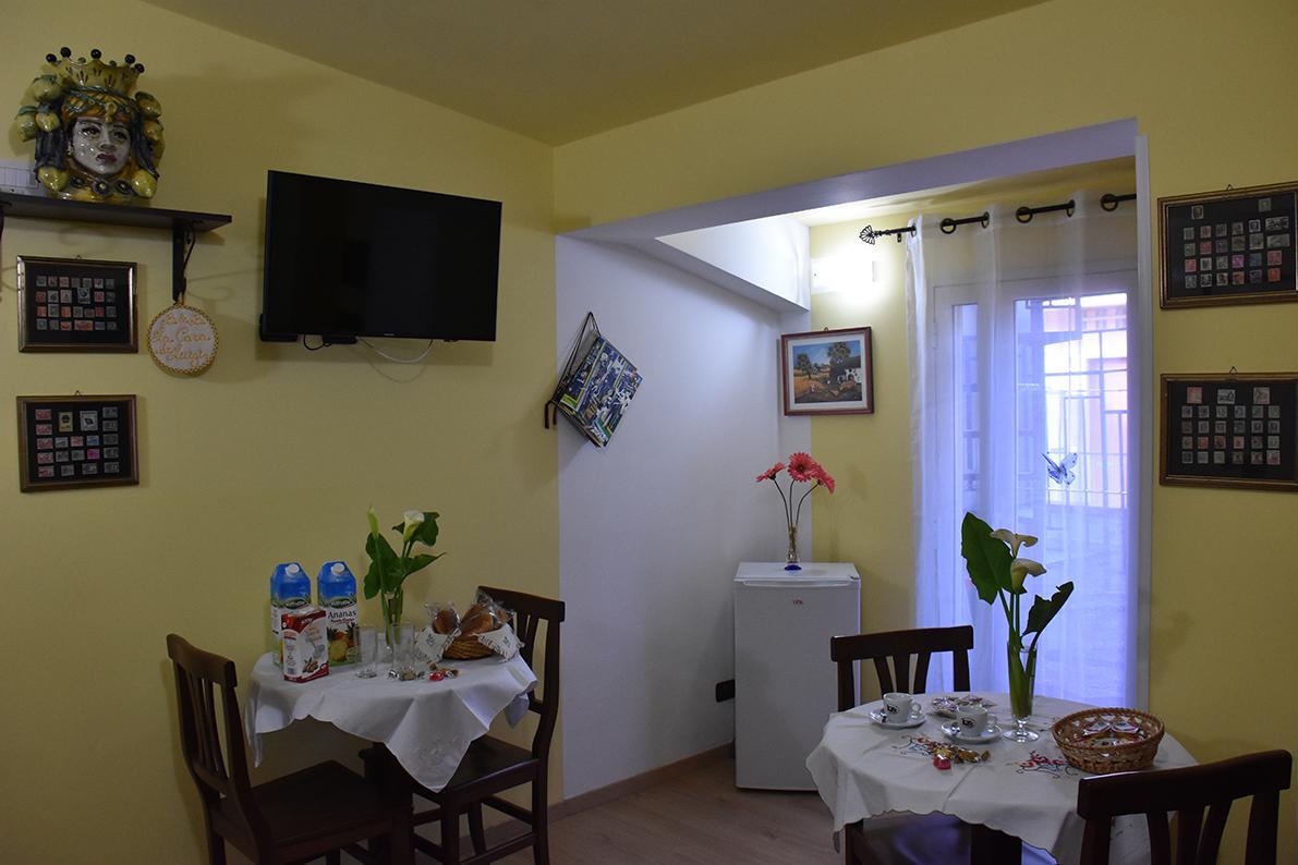 B&B La Casa Di Luigi Giardini Naxos Exterior foto